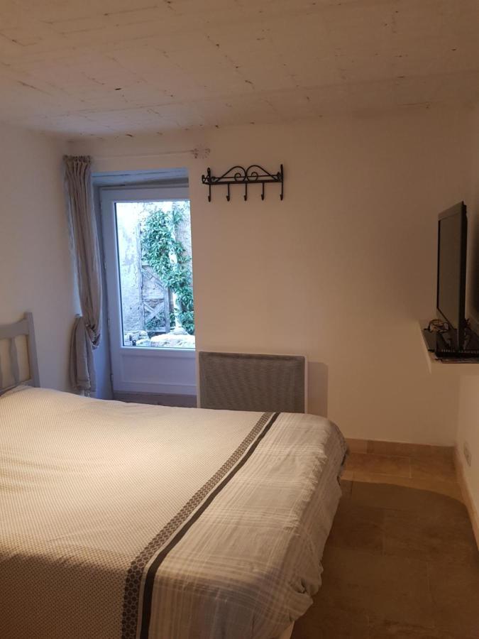 Chambre D'Hote Geiko Cabrieres-d'Aigues Exterior photo